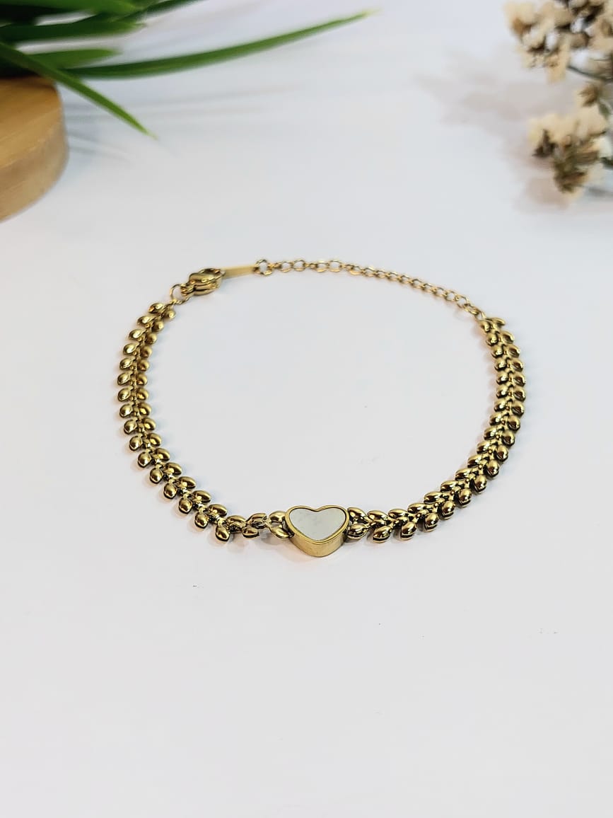 Lovelle Bracelet
